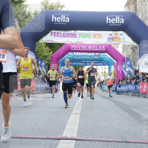 06.09.2026 - CURREX Alsterlauf Yannick Fuchs http://msf.ph/oto/10146144 06.09.2026 09:47:51 Ziel 2759, 5020, 5704, 5845, 6228, 6262 meine-sportfotos.de