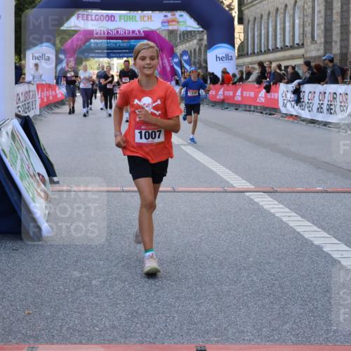 06.09.2026 - CURREX Alsterlauf Strokosch-Dieckow http://msf.ph/oto/10146158 06.09.2026 11:52:40 Ziel 1007, 1075, 1076, 1310, 8028, 8269, 8270 meine-sportfotos.de