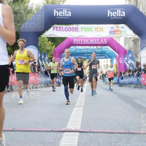 06.09.2026 - CURREX Alsterlauf Yannick Fuchs http://msf.ph/oto/10146199 06.09.2026 09:47:51 Ziel 2759, 5020, 5704, 5845, 6228, 6262 meine-sportfotos.de