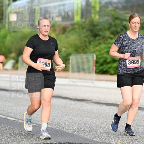 06.09.2026 - CURREX Alsterlauf Dr. Thomas Lammeyer http://msf.ph/oto/10146200 06.09.2026 10:20:49 Laufen 998, 3999 meine-sportfotos.de