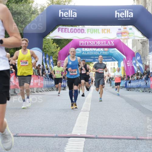 06.09.2026 - CURREX Alsterlauf Yannick Fuchs http://msf.ph/oto/10146215 06.09.2026 09:47:52 Ziel 2759, 4145, 5020, 5704, 5845, 6228, 6262 meine-sportfotos.de