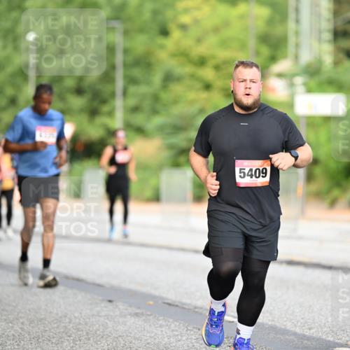 06.09.2026 - CURREX Alsterlauf Dr. Thomas Lammeyer http://msf.ph/oto/10146287 06.09.2026 10:21:10 Laufen 43, 99, 5409 meine-sportfotos.de