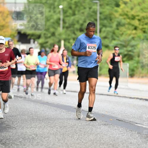 06.09.2026 - CURREX Alsterlauf Dr. Thomas Lammeyer http://msf.ph/oto/10146299 06.09.2026 10:21:12 Laufen 505, 243, 6325 meine-sportfotos.de