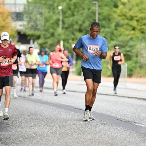 06.09.2026 - CURREX Alsterlauf Dr. Thomas Lammeyer http://msf.ph/oto/10146301 06.09.2026 10:21:12 Laufen 5, 243, 8, 6325 meine-sportfotos.de
