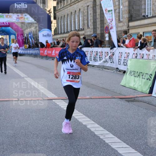 06.09.2026 - CURREX Alsterlauf Strokosch-Dieckow http://msf.ph/oto/10146355 06.09.2026 11:52:59 Ziel 1001, 1040, 1061, 1184, 1283, 1293, 4802, 8016, 8300 meine-sportfotos.de