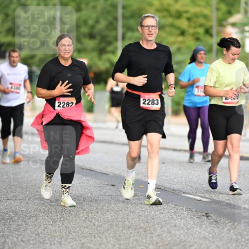 06.09.2026 - CURREX Alsterlauf Dr. Thomas Lammeyer http://msf.ph/oto/10146357 06.09.2026 10:21:21 Laufen 4170, 2282, 2468, 2283 meine-sportfotos.de