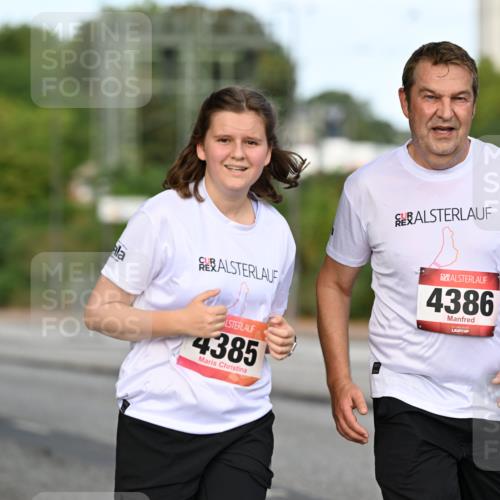 06.09.2026 - CURREX Alsterlauf Dr. Thomas Lammeyer http://msf.ph/oto/10146434 06.09.2026 10:21:32 Laufen 4386, 4385 meine-sportfotos.de