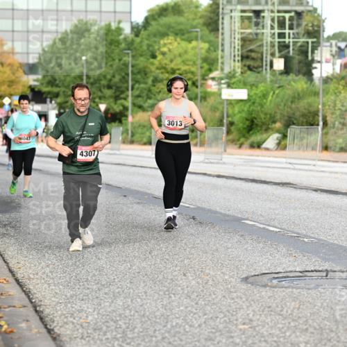 06.09.2026 - CURREX Alsterlauf Dr. Thomas Lammeyer http://msf.ph/oto/10146464 06.09.2026 10:21:45 Laufen 8043, 4307, 3013 meine-sportfotos.de