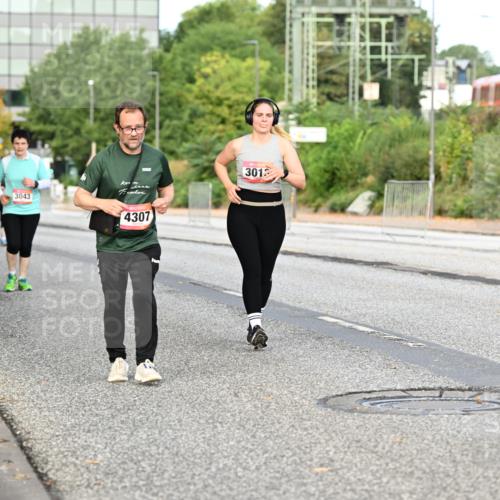 06.09.2026 - CURREX Alsterlauf Dr. Thomas Lammeyer http://msf.ph/oto/10146473 06.09.2026 10:21:46 Laufen 3043, 4307, 3012 meine-sportfotos.de
