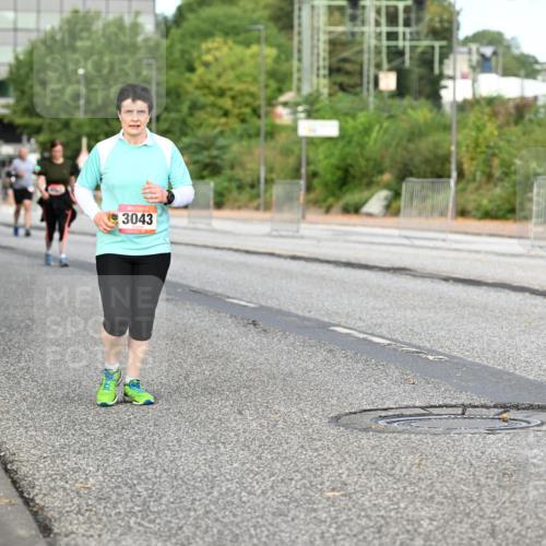 06.09.2026 - CURREX Alsterlauf Dr. Thomas Lammeyer http://msf.ph/oto/10146513 06.09.2026 10:21:51 Laufen 3043 meine-sportfotos.de