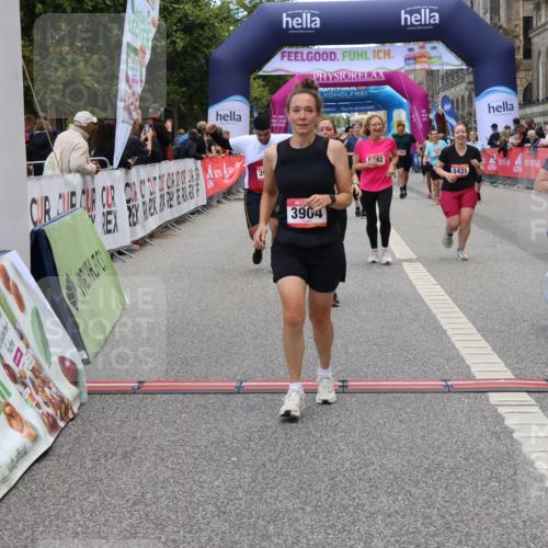 06.09.2026 - CURREX Alsterlauf Strokosch-Dieckow http://msf.ph/oto/10146516 06.09.2026 10:21:59 Ziel 2103, 2422, 3538, 3904, 3910, 3983, 4025, 4869, 4880, 4960, 5431, 5442, 5508, 8232 meine-sportfotos.de