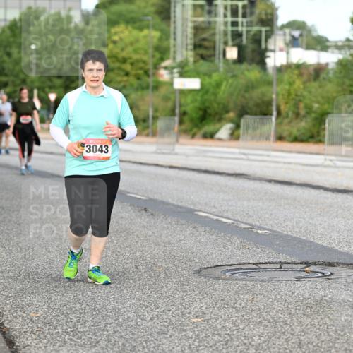 06.09.2026 - CURREX Alsterlauf Dr. Thomas Lammeyer http://msf.ph/oto/10146520 06.09.2026 10:21:51 Laufen 3043 meine-sportfotos.de