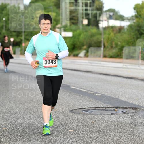 06.09.2026 - CURREX Alsterlauf Dr. Thomas Lammeyer http://msf.ph/oto/10146530 06.09.2026 10:21:52 Laufen 3043 meine-sportfotos.de