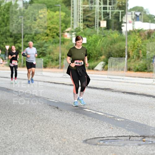 06.09.2026 - CURREX Alsterlauf Dr. Thomas Lammeyer http://msf.ph/oto/10146538 06.09.2026 10:21:57 Laufen 497, 2761, 4168 meine-sportfotos.de