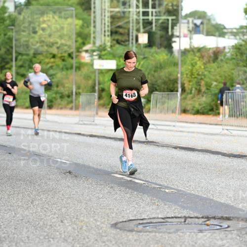 06.09.2026 - CURREX Alsterlauf Dr. Thomas Lammeyer http://msf.ph/oto/10146542 06.09.2026 10:21:58 Laufen 4972, 4168 meine-sportfotos.de