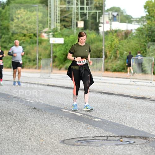 06.09.2026 - CURREX Alsterlauf Dr. Thomas Lammeyer http://msf.ph/oto/10146545 06.09.2026 10:21:58 Laufen 4168 meine-sportfotos.de