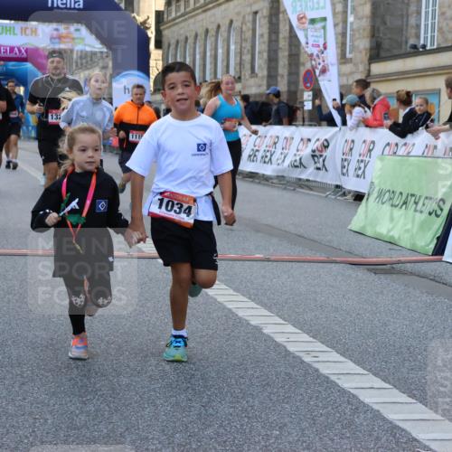 06.09.2026 - CURREX Alsterlauf Strokosch-Dieckow http://msf.ph/oto/10146579 06.09.2026 11:53:20 Ziel 1026, 1034, 1095, 1096, 1114, 1115, 1130, 1317, 1329, 8048 meine-sportfotos.de
