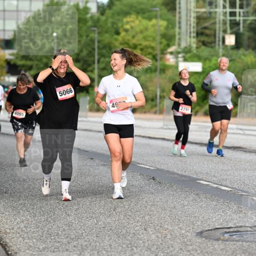 06.09.2026 - CURREX Alsterlauf Dr. Thomas Lammeyer http://msf.ph/oto/10146583 06.09.2026 10:22:02 Laufen 4095, 5066, 2791 meine-sportfotos.de
