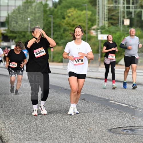 06.09.2026 - CURREX Alsterlauf Dr. Thomas Lammeyer http://msf.ph/oto/10146589 06.09.2026 10:22:02 Laufen 4095, 5066, 4978, 2791 meine-sportfotos.de