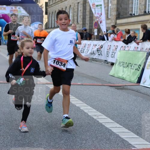 06.09.2026 - CURREX Alsterlauf Strokosch-Dieckow http://msf.ph/oto/10146602 06.09.2026 11:53:20 Ziel 1026, 1034, 1095, 1096, 1114, 1115, 1130, 1317, 1329, 8048 meine-sportfotos.de
