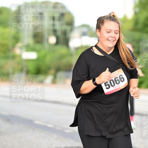 06.09.2026 - CURREX Alsterlauf Dr. Thomas Lammeyer http://msf.ph/oto/10146624 06.09.2026 10:22:06 Laufen 5066 meine-sportfotos.de