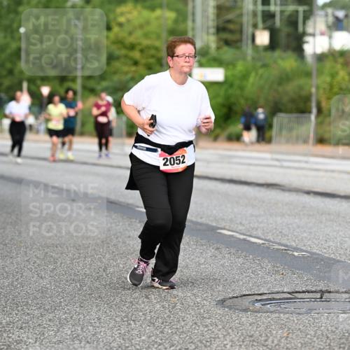 06.09.2026 - CURREX Alsterlauf Dr. Thomas Lammeyer http://msf.ph/oto/10146663 06.09.2026 10:22:14 Laufen 4766, 2052 meine-sportfotos.de