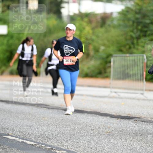 06.09.2026 - CURREX Alsterlauf Dr. Thomas Lammeyer http://msf.ph/oto/10146766 06.09.2026 10:22:50 Laufen 307, 8053 meine-sportfotos.de