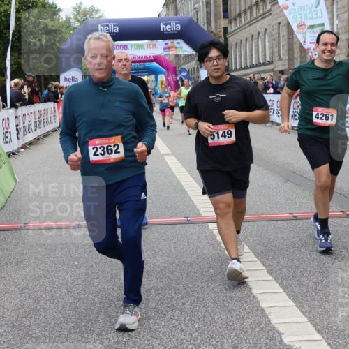 06.09.2026 - CURREX Alsterlauf Strokosch-Dieckow http://msf.ph/oto/10146778 06.09.2026 10:22:09 Ziel 2362, 2422, 2481, 2612, 2613, 3427, 3474, 3707, 4118, 4260, 4261, 4485, 4486, 5149, 5431, 5897 meine-sportfotos.de