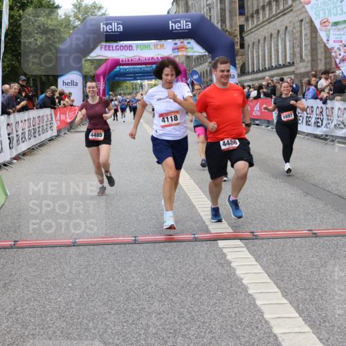 06.09.2026 - CURREX Alsterlauf Strokosch-Dieckow http://msf.ph/oto/10146844 06.09.2026 10:22:12 Ziel 2362, 2481, 2612, 2613, 3427, 3474, 3707, 4118, 4260, 4261, 4485, 4486, 5149, 5897, 6310 meine-sportfotos.de