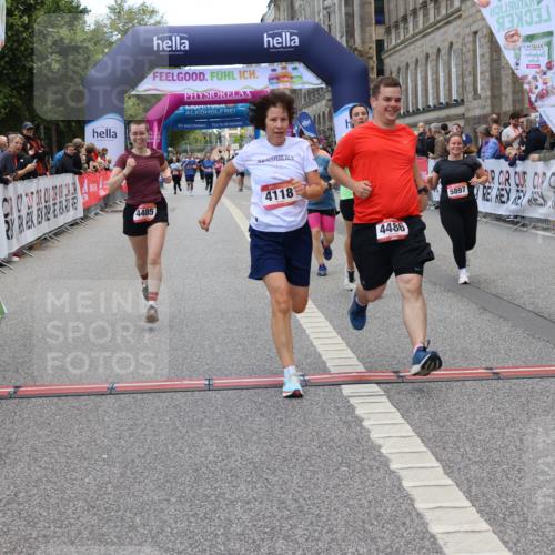 06.09.2026 - CURREX Alsterlauf Strokosch-Dieckow http://msf.ph/oto/10146850 06.09.2026 10:22:12 Ziel 2362, 2481, 2612, 2613, 3427, 3474, 3707, 4118, 4260, 4261, 4485, 4486, 5149, 5897, 6310 meine-sportfotos.de