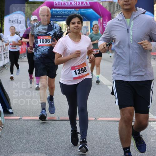 06.09.2026 - CURREX Alsterlauf Strokosch-Dieckow http://msf.ph/oto/10146862 06.09.2026 11:53:57 Ziel 1006, 1018, 1068, 1069, 1124, 1150, 1223, 1291, 1298, 1305, 8139 meine-sportfotos.de