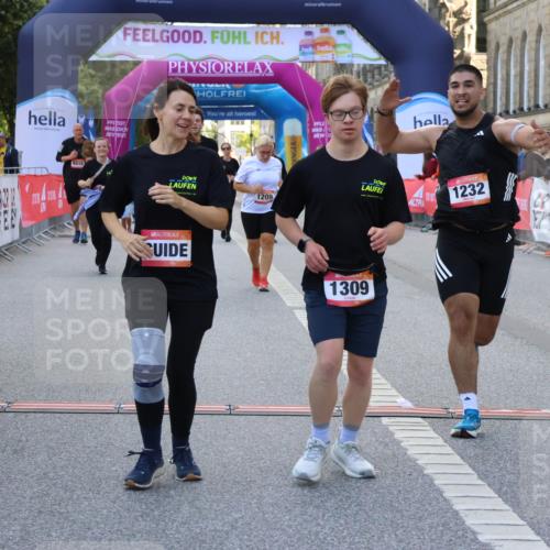 06.09.2026 - CURREX Alsterlauf Strokosch-Dieckow http://msf.ph/oto/10146891 06.09.2026 11:54:08 Ziel 1018, 1063, 1098, 1150, 1209, 1232, 1249, 1267, 1291, 1309, 8139, 8245 meine-sportfotos.de