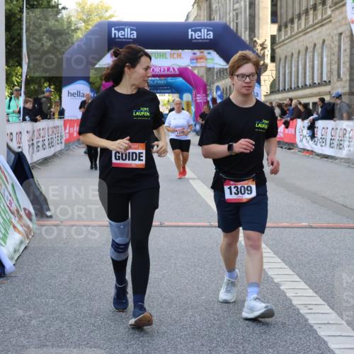 06.09.2026 - CURREX Alsterlauf Strokosch-Dieckow http://msf.ph/oto/10146902 06.09.2026 11:54:09 Ziel 1063, 1098, 1209, 1232, 1249, 1267, 1308, 1309, 8245 meine-sportfotos.de