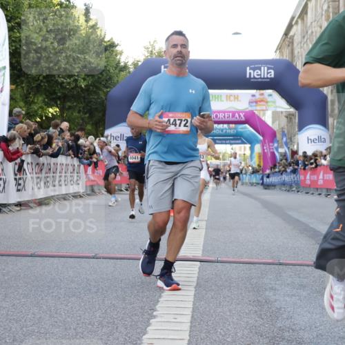 06.09.2026 - CURREX Alsterlauf Yannick Fuchs http://msf.ph/oto/10146923 06.09.2026 09:48:13 Ziel 2104, 2134, 2275, 3632, 3878, 4405, 4472, 4583, 5315, 5804, 6009, 6414, 8041 meine-sportfotos.de