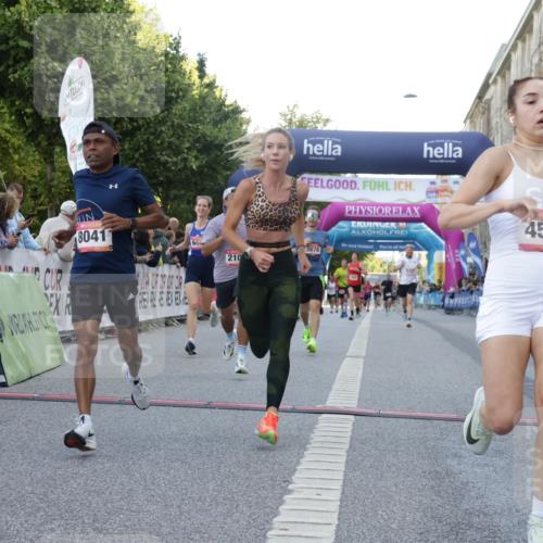 06.09.2026 - CURREX Alsterlauf Yannick Fuchs http://msf.ph/oto/10146949 06.09.2026 09:48:15 Ziel 2104, 2134, 2275, 3632, 3878, 4405, 4472, 4583, 5315, 5804, 6414, 8041 meine-sportfotos.de
