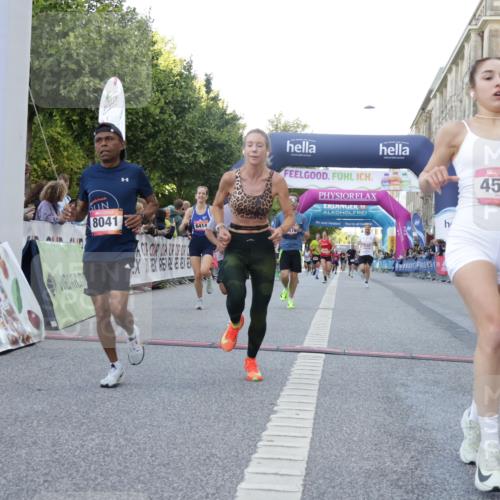 06.09.2026 - CURREX Alsterlauf Yannick Fuchs http://msf.ph/oto/10146955 06.09.2026 09:48:16 Ziel 2104, 2134, 2275, 2746, 3632, 3878, 4254, 4405, 4472, 4583, 5153, 5315, 5804, 6414, 8041 meine-sportfotos.de