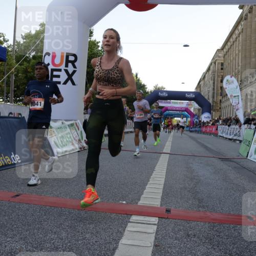 06.09.2026 - CURREX Alsterlauf Yannick Fuchs http://msf.ph/oto/10146991 06.09.2026 09:48:17 Ziel 2104, 2189, 2275, 2746, 3632, 3878, 4254, 4405, 4472, 4583, 5153, 5315, 5804, 6414, 8041 meine-sportfotos.de