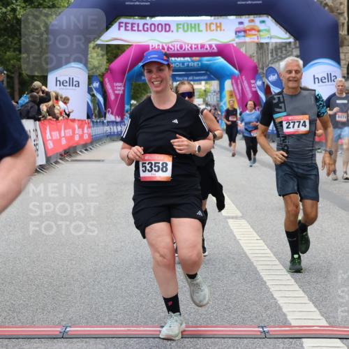 06.09.2026 - CURREX Alsterlauf Strokosch-Dieckow http://msf.ph/oto/10147005 06.09.2026 10:22:44 Ziel 2751, 2774, 3372, 4903, 5289, 5358, 5563, 6489, 8074, 8119 meine-sportfotos.de