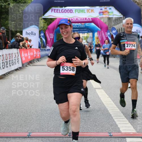 06.09.2026 - CURREX Alsterlauf Strokosch-Dieckow http://msf.ph/oto/10147015 06.09.2026 10:22:44 Ziel 2751, 2774, 3372, 4903, 5289, 5358, 5563, 6489, 8074, 8119 meine-sportfotos.de