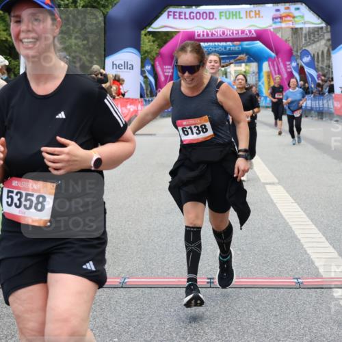 06.09.2026 - CURREX Alsterlauf Strokosch-Dieckow http://msf.ph/oto/10147019 06.09.2026 10:22:45 Ziel 2751, 2774, 3372, 5289, 5358, 5563, 6489, 8074, 8119 meine-sportfotos.de