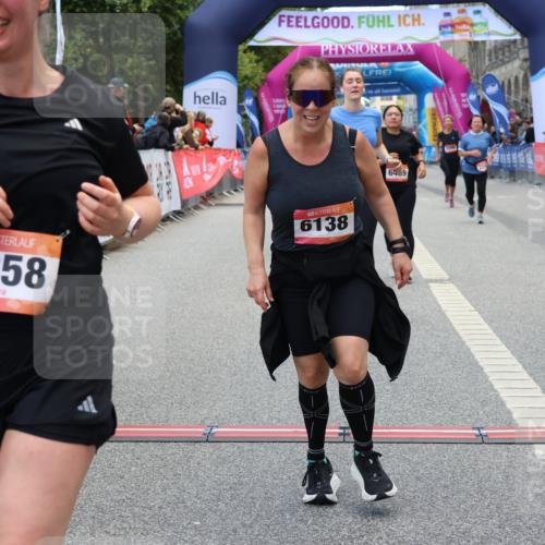 06.09.2026 - CURREX Alsterlauf Strokosch-Dieckow http://msf.ph/oto/10147026 06.09.2026 10:22:45 Ziel 2751, 2774, 3372, 5289, 5358, 5563, 6489, 8074, 8119 meine-sportfotos.de