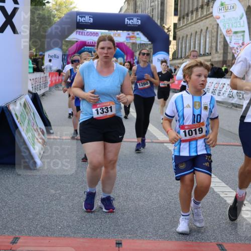 06.09.2026 - CURREX Alsterlauf Strokosch-Dieckow http://msf.ph/oto/10147028 06.09.2026 11:54:44 Ziel 1012, 1017, 1019, 1031, 1060, 1101, 1140, 1145, 1168, 1185, 1222, 1231, 1251, 1260, 1270, 1272, 1280, 1289, 1290, 1325, 1331 meine-sportfotos.de