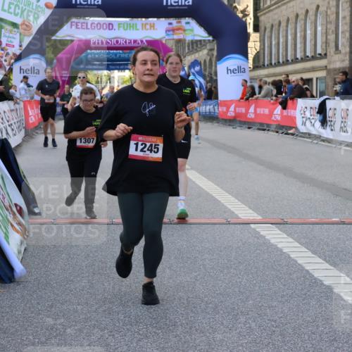 06.09.2026 - CURREX Alsterlauf Strokosch-Dieckow http://msf.ph/oto/10147063 06.09.2026 11:55:06 Ziel 1013, 1147, 1170, 1177, 1196, 1245, 1278, 1307, 1341 meine-sportfotos.de