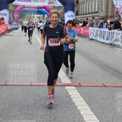 06.09.2026 - CURREX Alsterlauf Strokosch-Dieckow http://msf.ph/oto/10147069 06.09.2026 10:22:52 Ziel 2206, 2243, 2490, 3288, 3372, 5128, 5289, 6489, 8074, 8119 meine-sportfotos.de