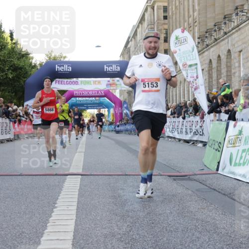 06.09.2026 - CURREX Alsterlauf Yannick Fuchs http://msf.ph/oto/10147098 06.09.2026 09:48:22 Ziel 2104, 2189, 2275, 2746, 3045, 3860, 3878, 4254, 4583, 5153, 5311, 5868, 6414, 8041 meine-sportfotos.de