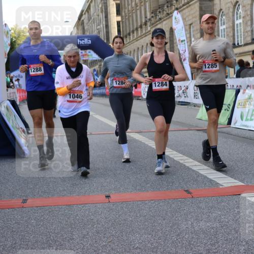 06.09.2026 - CURREX Alsterlauf Strokosch-Dieckow http://msf.ph/oto/10147111 06.09.2026 11:55:42 Ziel 1004, 1005, 1046, 1155, 1156, 1203, 1234, 1265, 1284, 1285, 1286, 1288, 1326 meine-sportfotos.de