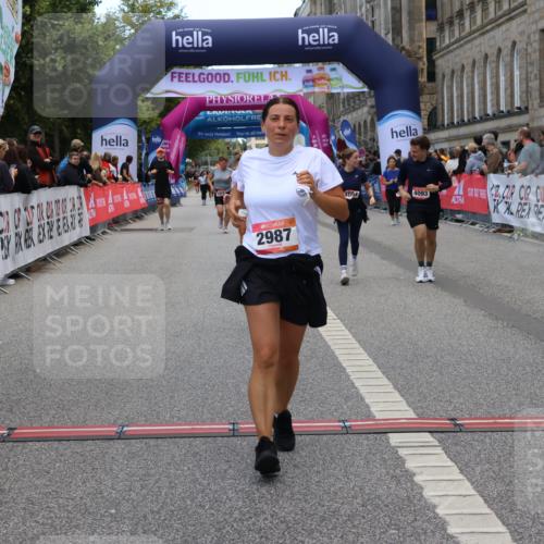 06.09.2026 - CURREX Alsterlauf Strokosch-Dieckow http://msf.ph/oto/10147128 06.09.2026 10:23:08 Ziel 2987, 4093, 4094, 6225, 6387 meine-sportfotos.de