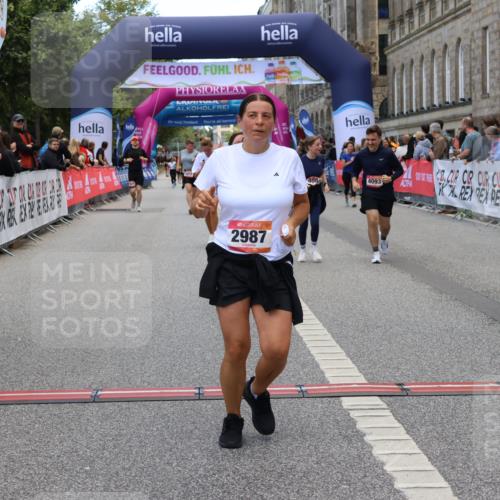 06.09.2026 - CURREX Alsterlauf Strokosch-Dieckow http://msf.ph/oto/10147138 06.09.2026 10:23:08 Ziel 2987, 4093, 4094, 6225, 6387 meine-sportfotos.de