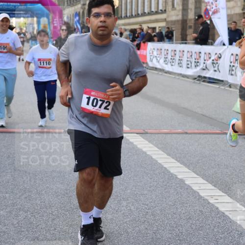 06.09.2026 - CURREX Alsterlauf Strokosch-Dieckow http://msf.ph/oto/10147157 06.09.2026 11:56:00 Ziel 1072, 1109, 1110, 1299, 1320, 1344, 8042, 8103, 8251, 8346 meine-sportfotos.de