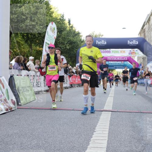 06.09.2026 - CURREX Alsterlauf Yannick Fuchs http://msf.ph/oto/10147175 06.09.2026 09:48:25 Ziel 2189, 2746, 2796, 3045, 3860, 3878, 3977, 4254, 4690, 4774, 5153, 5311, 5868, 6040 meine-sportfotos.de